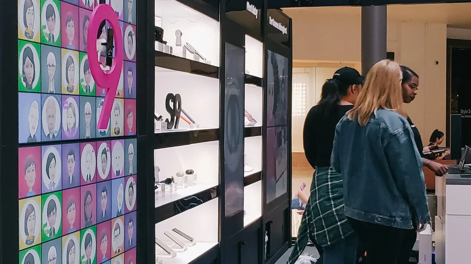 Samsung Galaxy S9 Interactive Pop-Up, supporting image 9